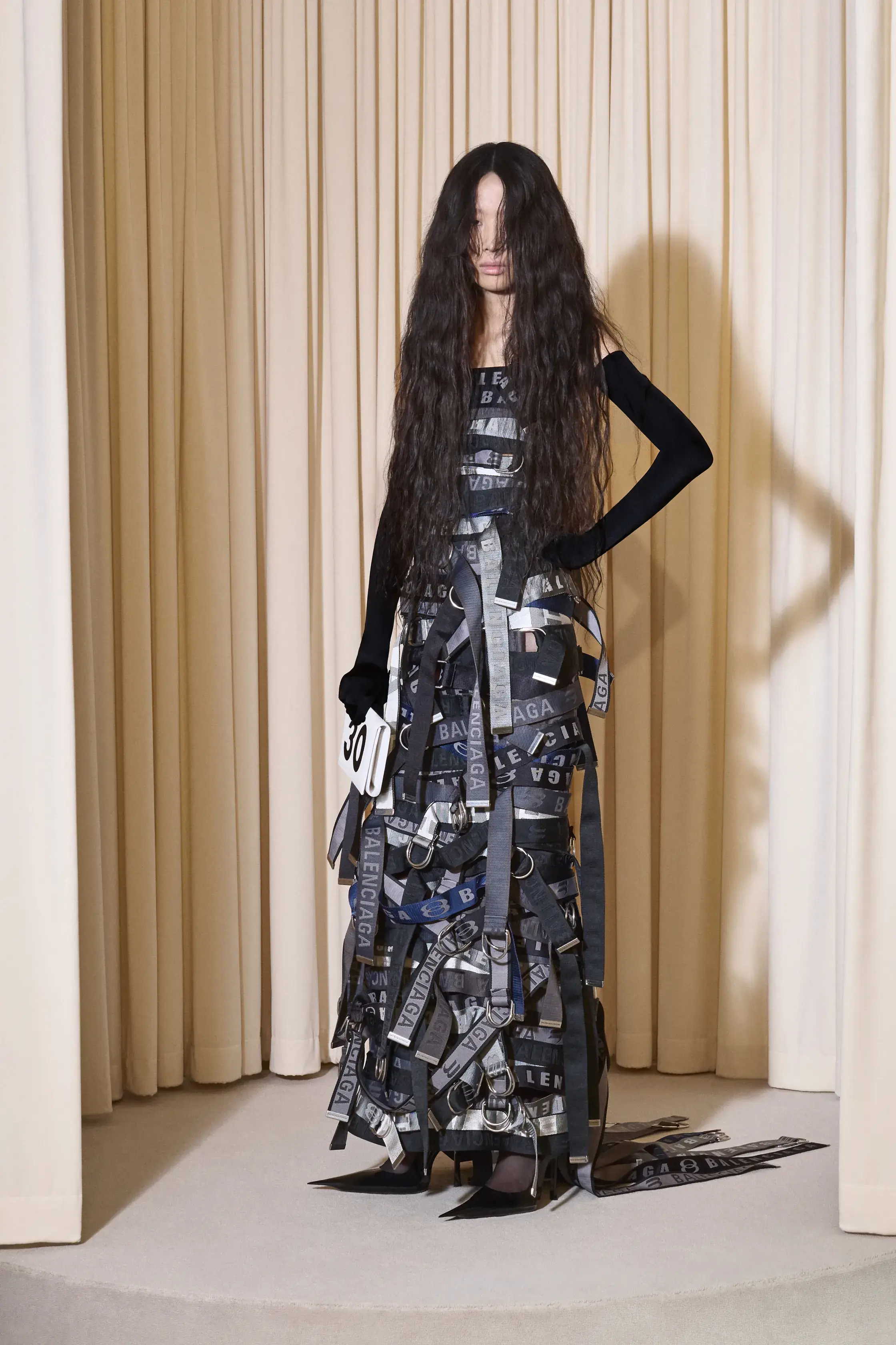Courtesy of Balenciaga/Vogue Runway (image 4 of 7)
