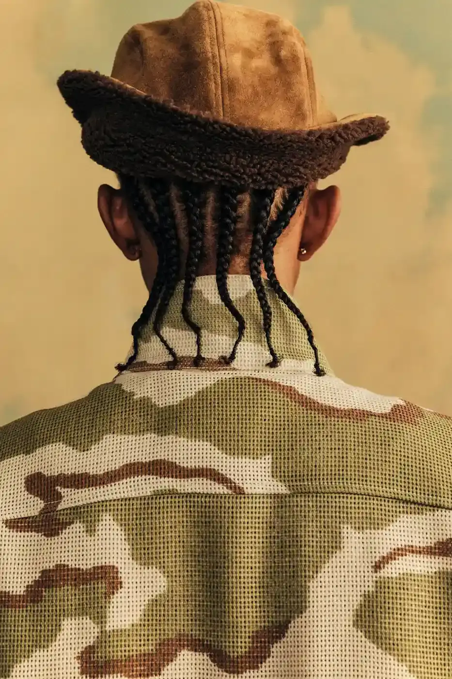 AIMÉ LEON DORE FW26 DELIVERY 2 ADDS PARKAS AND BOOTS image of Aimé Leon Dore’s Fall/Winter 2026 Delivery 2 release. It covers the outerwear, knitwear, Field Boot, New Balance sneakers, accessories and the October 9 launch details. (image 12 of 22)