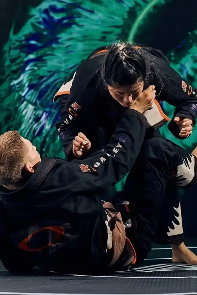 ALBINO & PRETO TEAMS WITH OAKLEY FOR JIU-JITSU LINE image about Portuguese brand Albino & Preto partners with Oakley to create performance jiu-jitsu apparel and eyewear collection for training and casual wear. (image 11 of 14)