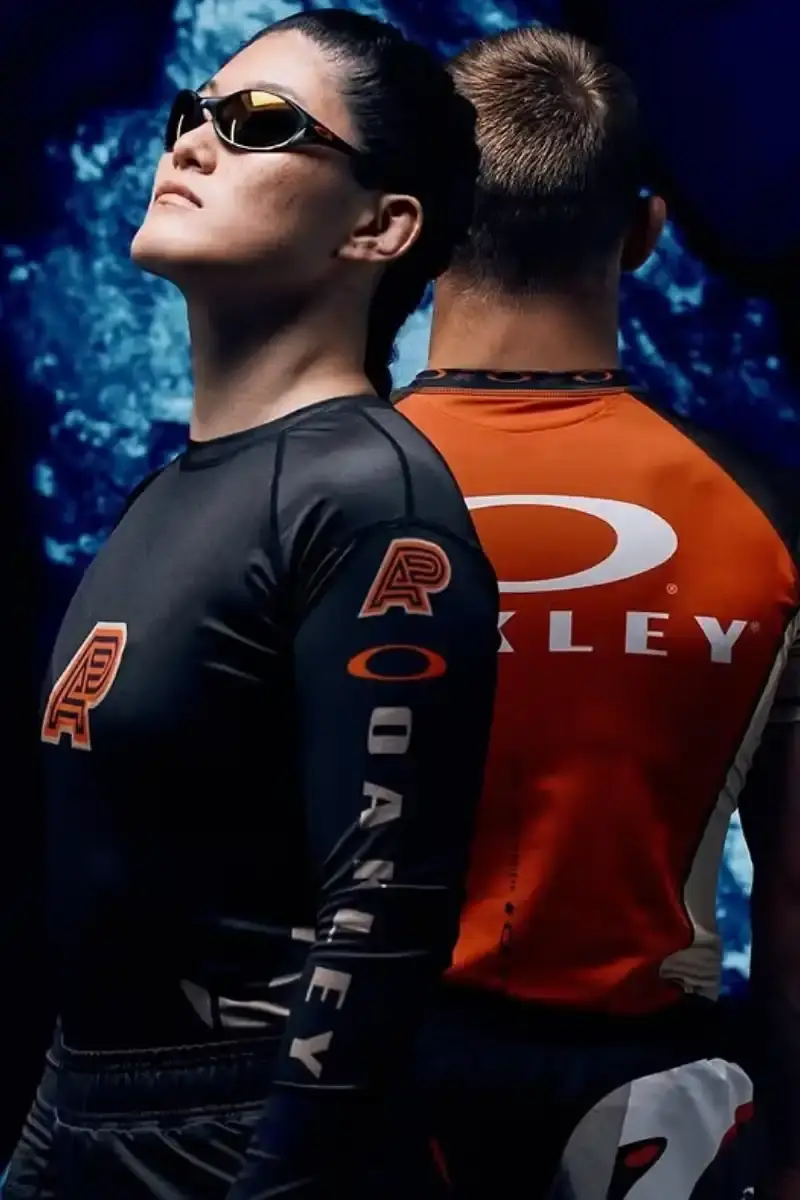 ALBINO & PRETO TEAMS WITH OAKLEY FOR JIU-JITSU LINE image about Portuguese brand Albino & Preto partners with Oakley to create performance jiu-jitsu apparel and eyewear collection for training and casual wear. (image 6 of 14)