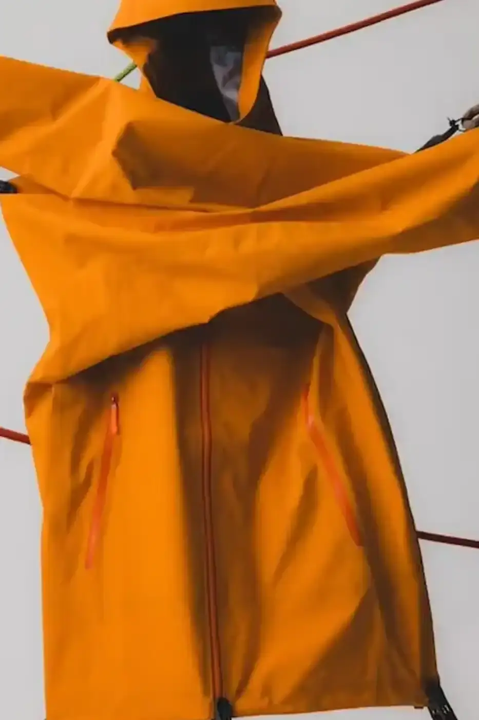 ARC'TERYX AND BEAMS RELEASE SS26 BETA JACKET IN BLAZE COLORWAY A detailed image of the Spring Summer 2026 Beta Jacket collaboration between Arc'teryx and BEAMS releasing in Japan. (image 3 of 4)