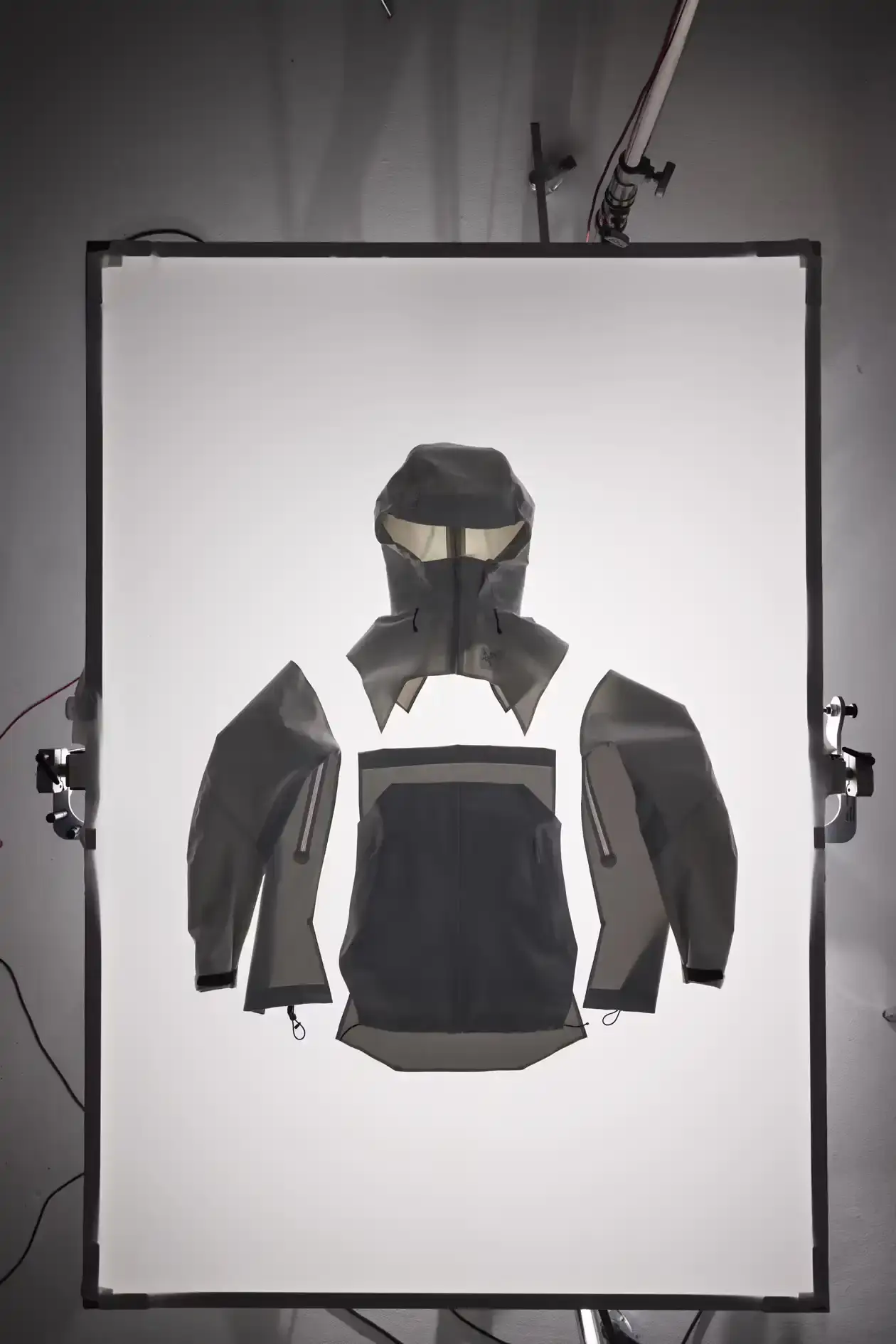 ARC'TERYX UPDATES BETA AR WITH GORE-TEX PRO EPE image about Arc'teryx's updated Beta AR jacket featuring new GORE-TEX PRO ePE fabric technology and improved durability features.