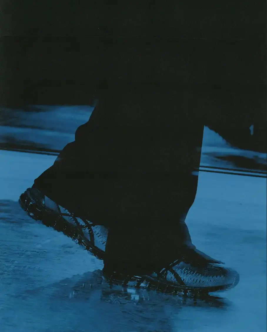 ASICS AND C.P. COMPANY RELEASE THE GEL-QUANTUM 360 I A image detailed overview of the second ASICS and C.P. Company sneaker collaboration. The text covers design features, historical context, and official release details for the GEL-QUANTUM 360 I. (image 3 of 4)