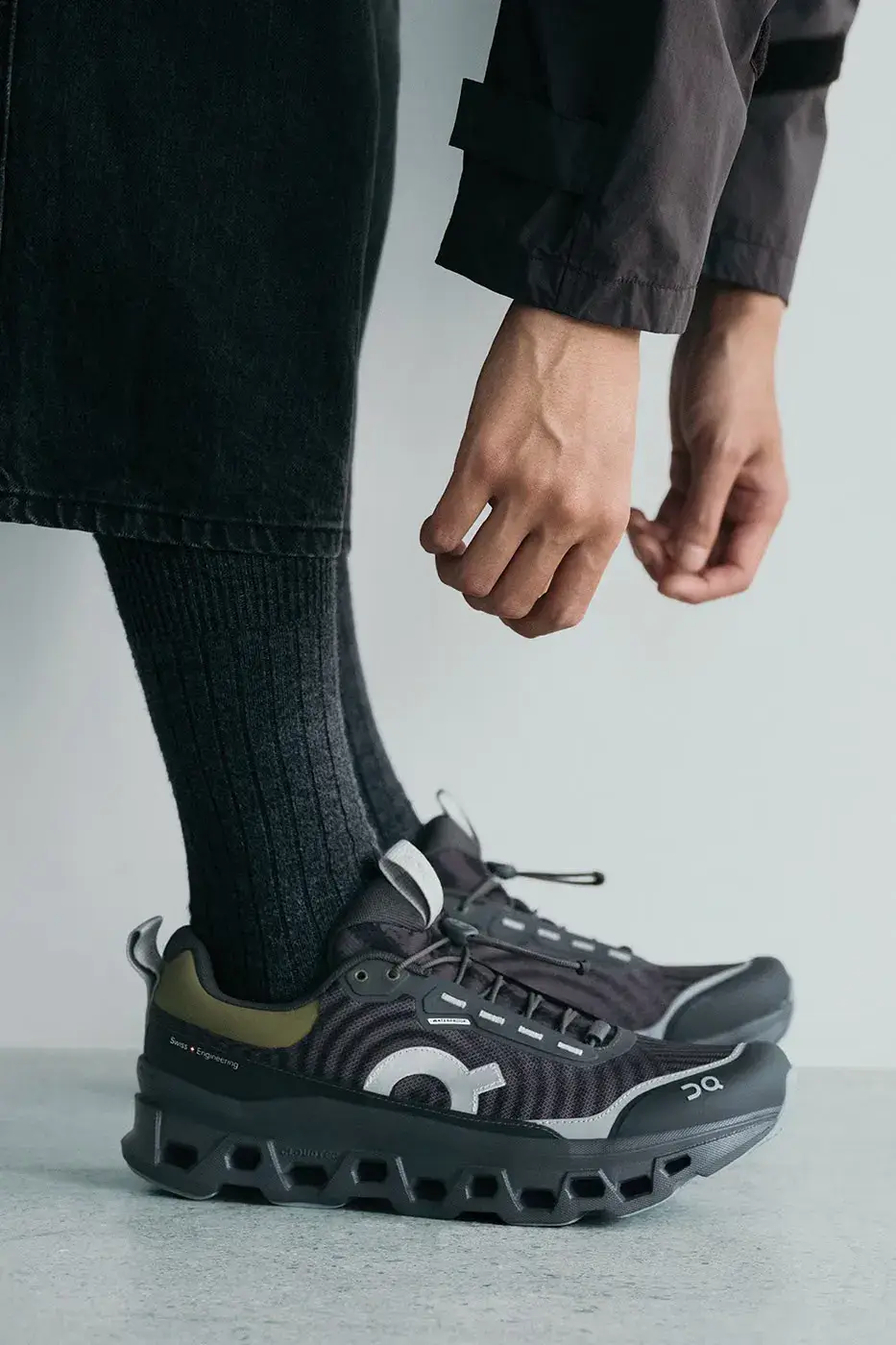 ATMOS AND ON RELEASE CLOUDMONSTER 1 WATERPROOF PACK Two colorways of the atmos and On Cloudmonster 1 Waterproof sneaker display rippled uppers inspired by dry Japanese rock gardens.