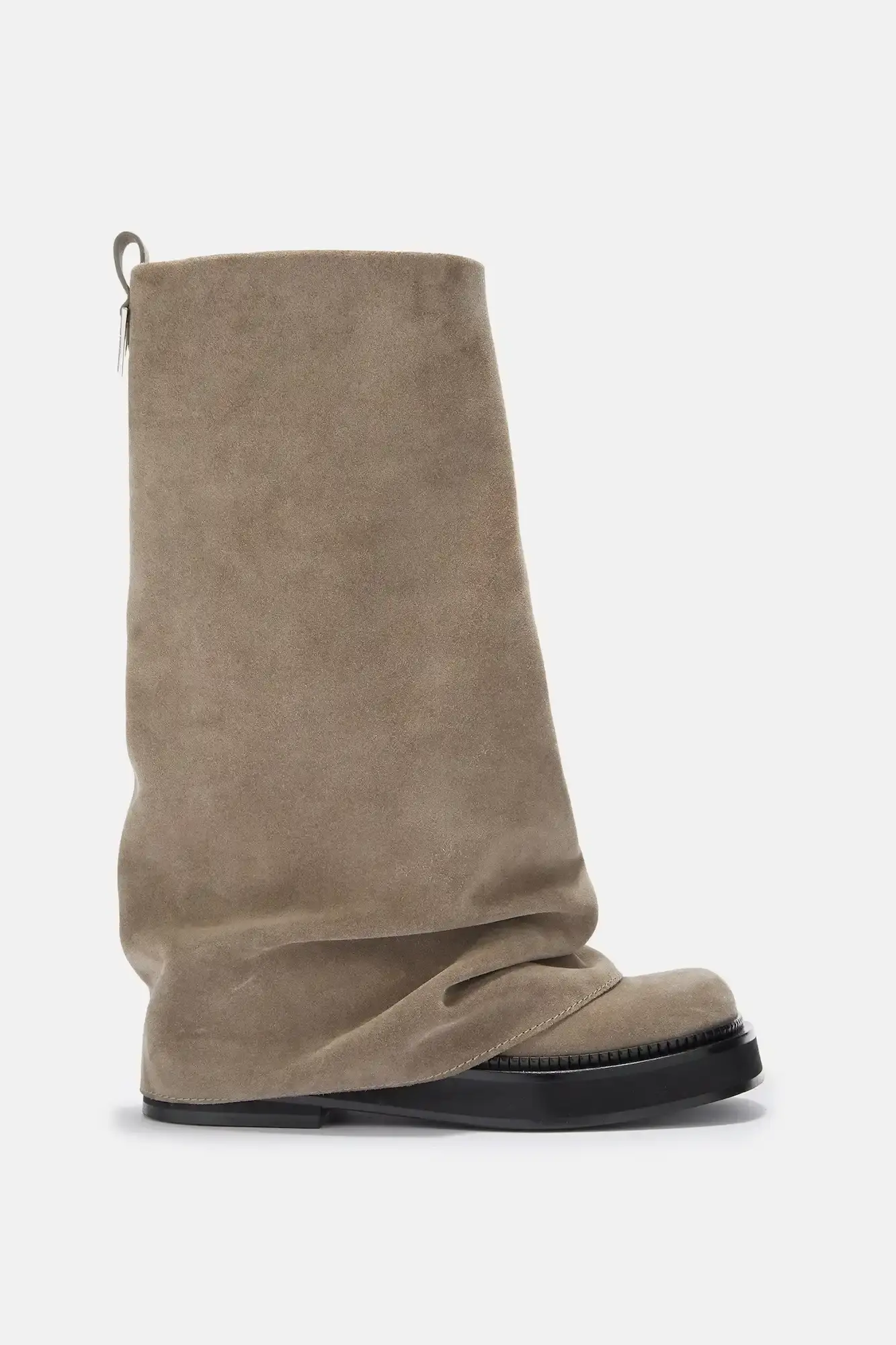 THE ATTICO ROBIN BOOTS EMERGE THIS FALL Article about The Attico's Robin Boots designed by Gilda Ambrosio and Giorgia Tordini, available in multiple styles and materials for fall weather. (image 4 of 7)