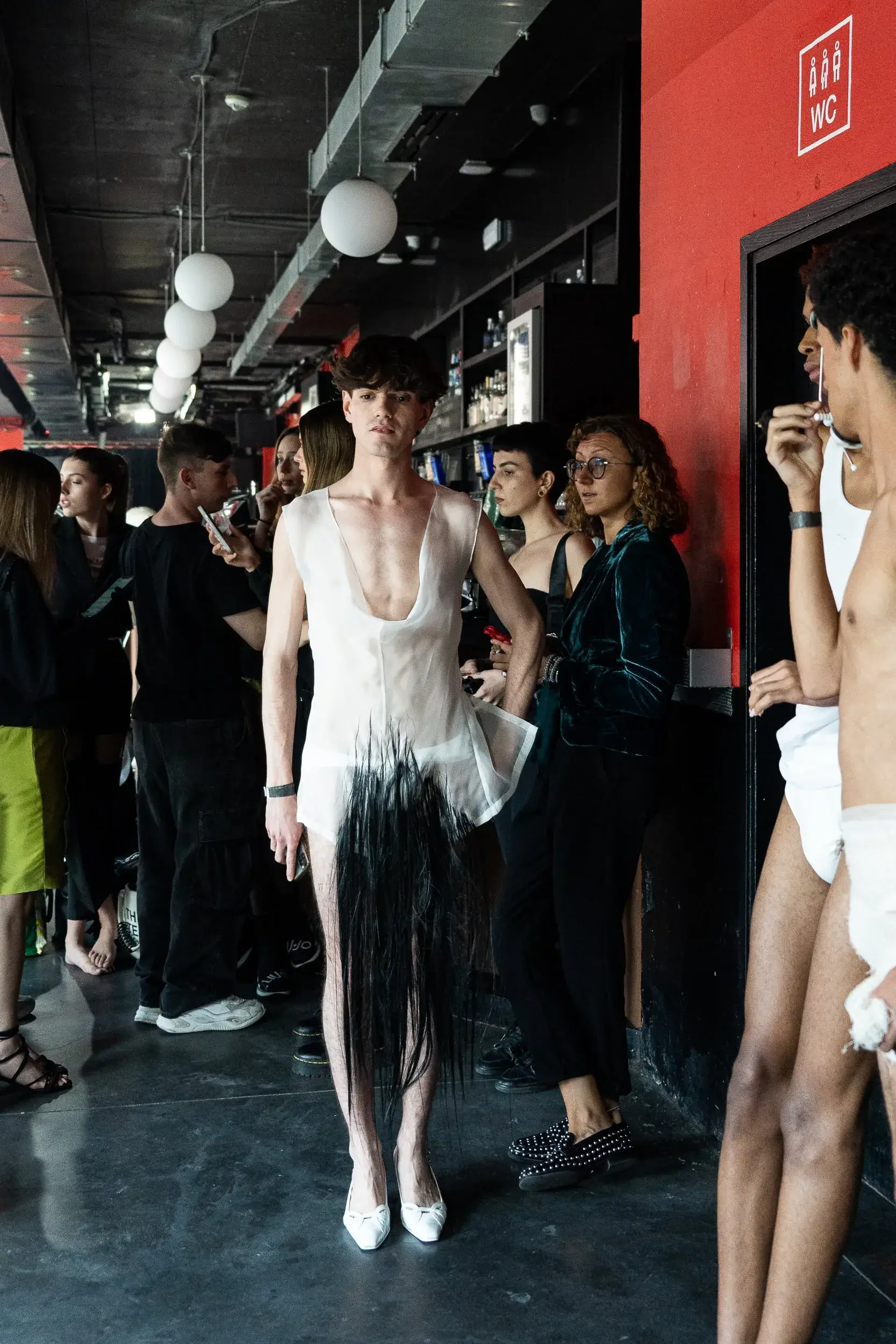 BAU AND RAZZMATAZZ JOIN FORCES TO SHOWCASE EMERGING FASHION TALENT (image 35 of 43)