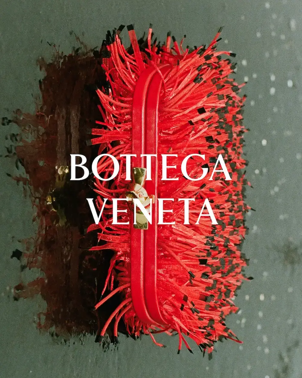 BOTTEGA VENETA WINTER 2026 CAMPAIGN image of the Bottega Veneta winter 2026 campaign production and the release of Zine 002. (image 17 of 22)