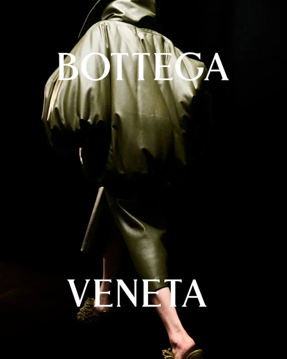 BOTTEGA VENETA WINTER 2026 CAMPAIGN image of the Bottega Veneta winter 2026 campaign production and the release of Zine 002. (image 22 of 22)