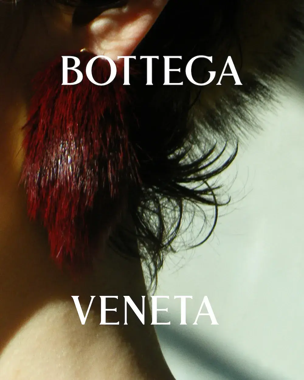 BOTTEGA VENETA WINTER 2026 CAMPAIGN image of the Bottega Veneta winter 2026 campaign production and the release of Zine 002. (image 4 of 22)