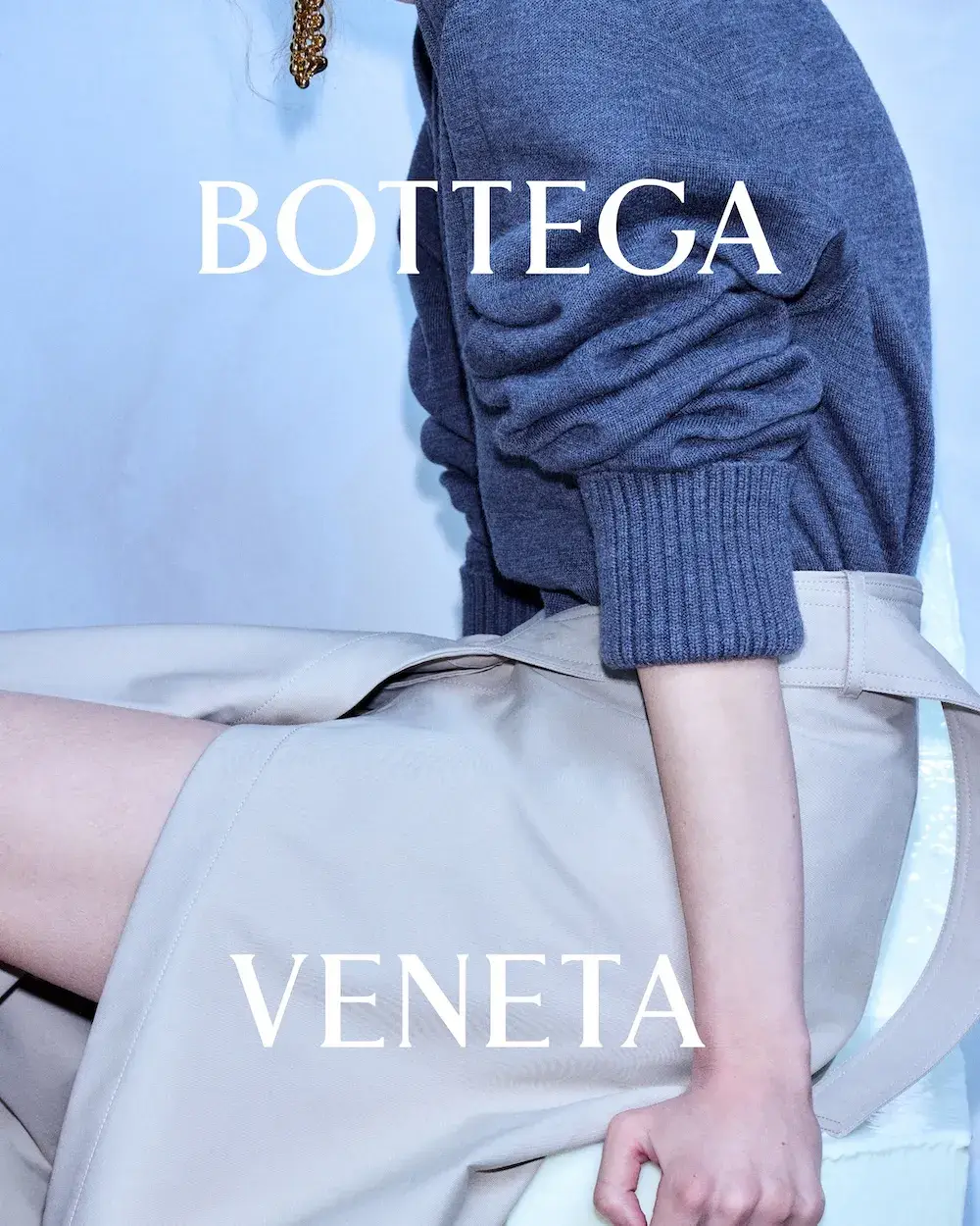 BOTTEGA VENETA WINTER 2026 CAMPAIGN image of the Bottega Veneta winter 2026 campaign production and the release of Zine 002. (image 6 of 22)