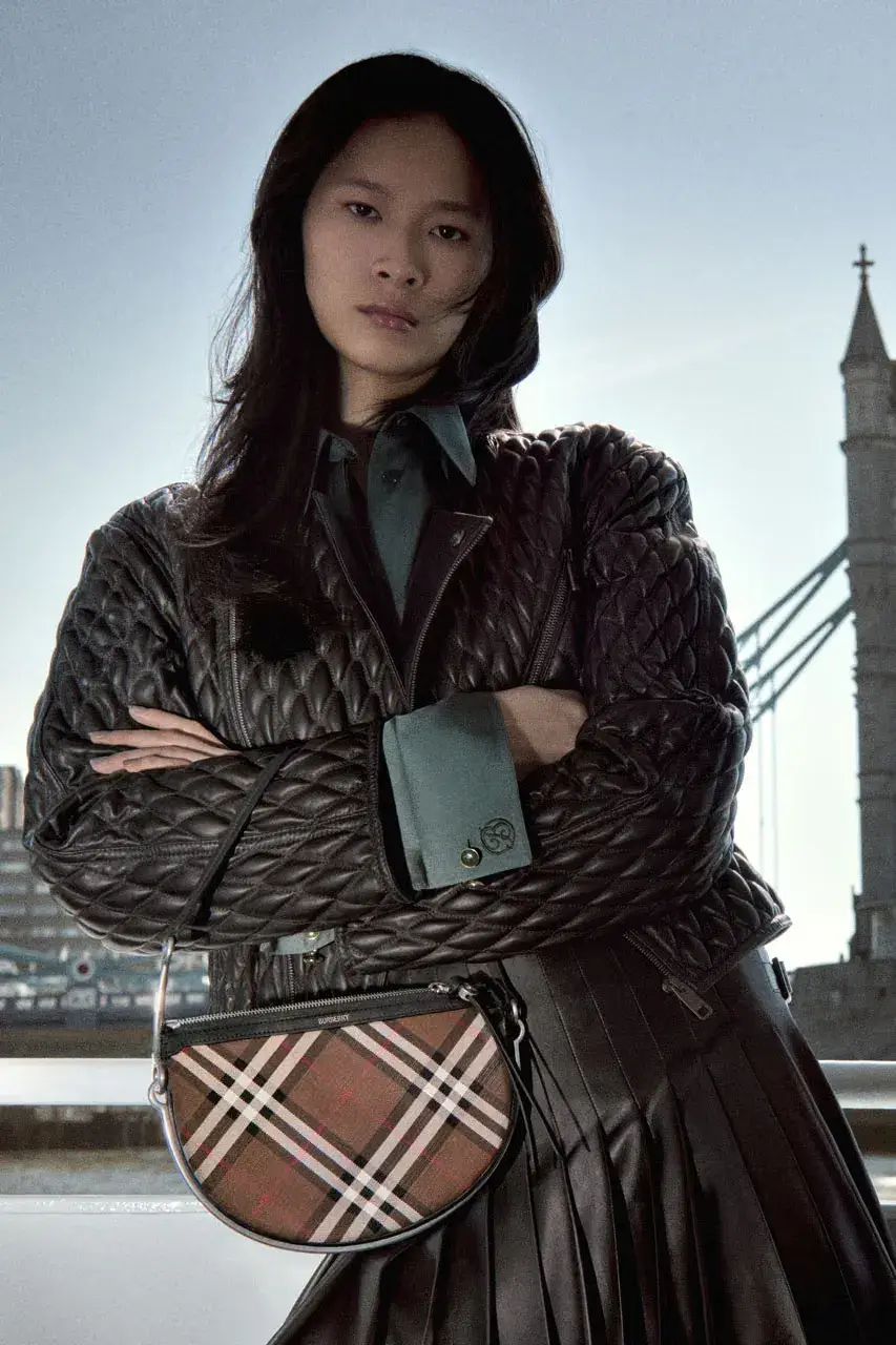 BURBERRY RELEASES WINTER 2026 CAMPAIGN image of the Burberry Winter 2026 fashion campaign starring FKA twigs and Romeo Beckham. (image 17 of 23)