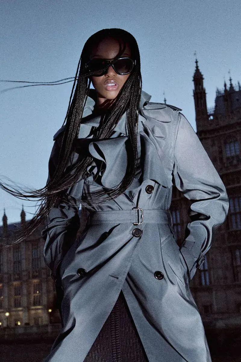 BURBERRY RELEASES WINTER 2026 CAMPAIGN image of the Burberry Winter 2026 fashion campaign starring FKA twigs and Romeo Beckham. (image 8 of 23)