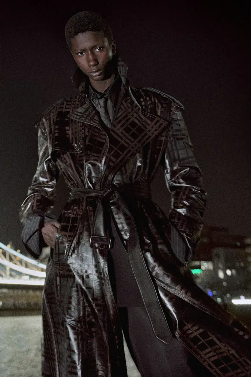 BURBERRY RELEASES WINTER 2026 CAMPAIGN image of the Burberry Winter 2026 fashion campaign starring FKA twigs and Romeo Beckham. (image 4 of 23)