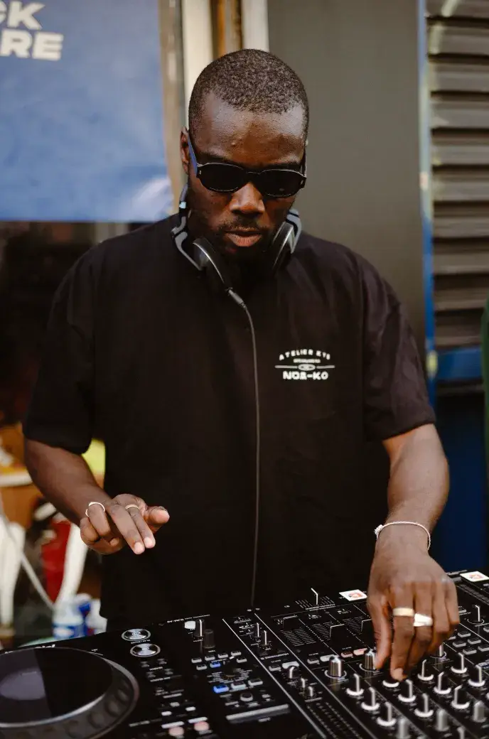 INSIDE THE CASAWI BLOCK PARTY: FETE DE LA MUSIQUE 2026 Casawi hosted a free outdoor event Fete de la Musique in Paris for the 2026 edition featuring live rap and DJ sets. Photo by Lorenzo Bonanni (image 7 of 32)