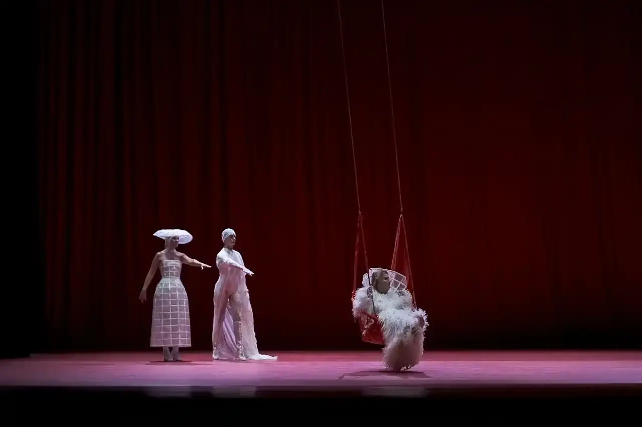 CATERINA FILOGRANO EXPLORES MATRIARCHY Theater performance examining matriarchal family structures and female inheritance through personal narrative and costume design. (image 3 of 3)