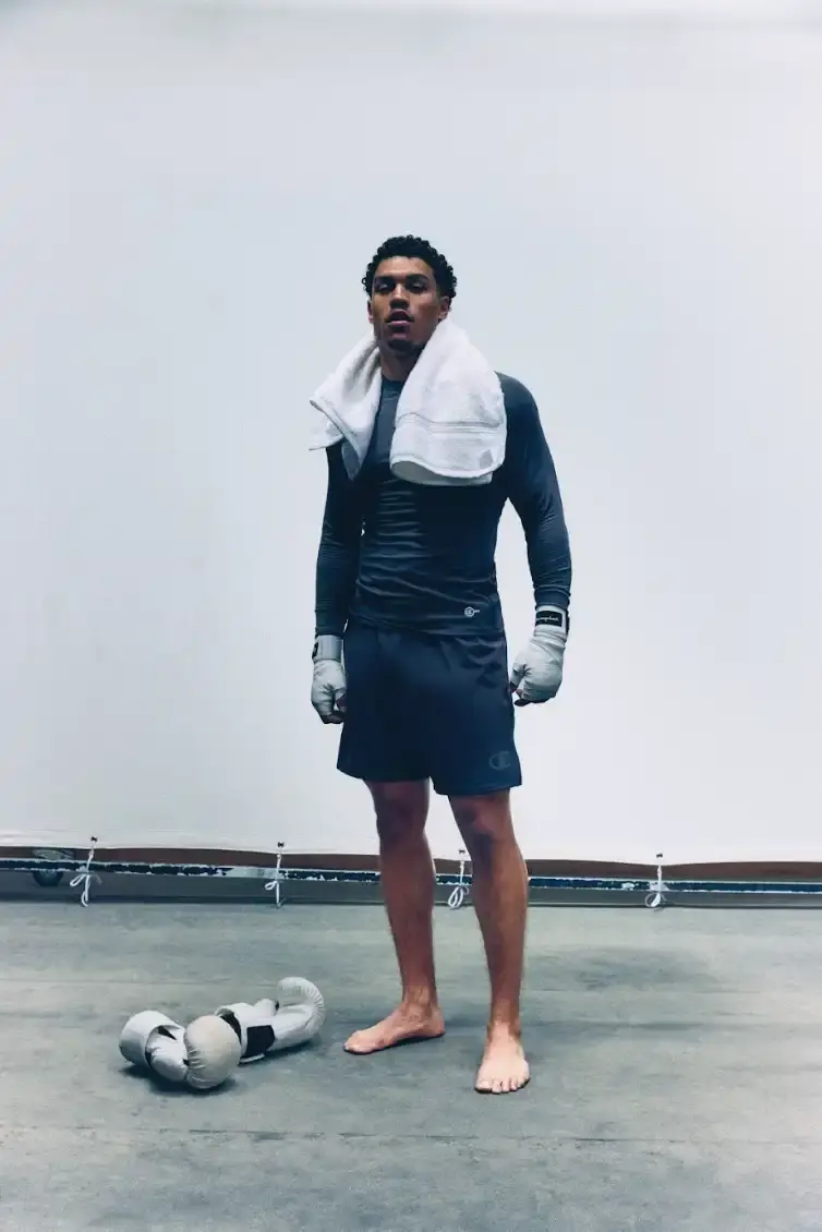 CHAMPION COMBAT: NEW PERFORMANCE LINE FOR ATHLETES image about Champion's new Combat athletic wear collection developed with professional fighters (image 2 of 9)