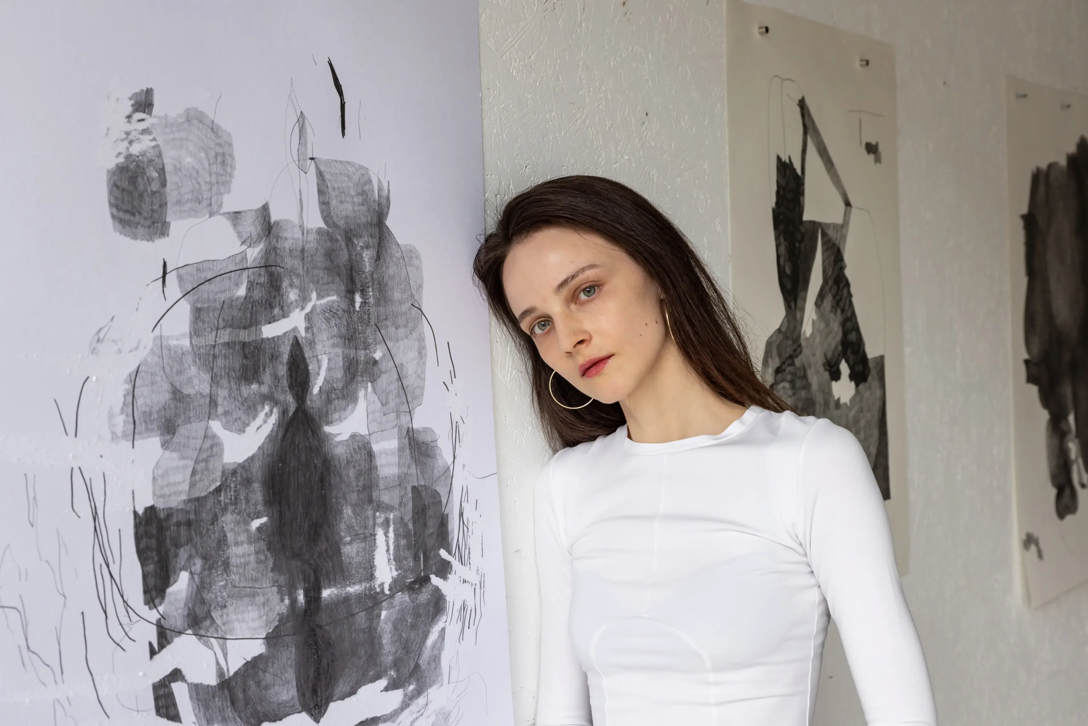 Taja Spasskova on Casawi Magazine Close Friends Interview Prague painter.