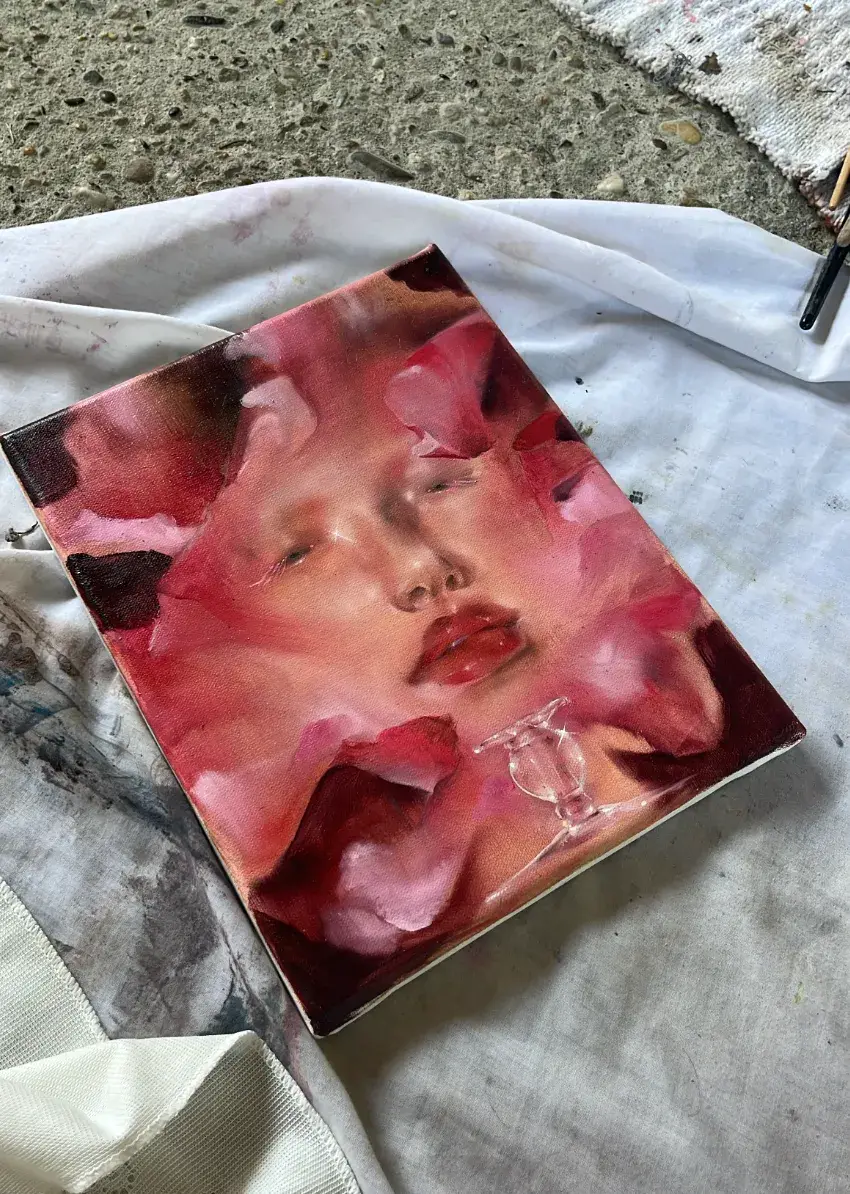CLOSE FRIENDS WITH: SOPHIE DHERBECOURT image of Sophie Dherbecourt on Casawi Magazine Close Friends Interview French painter based in London (image 9 of 11)