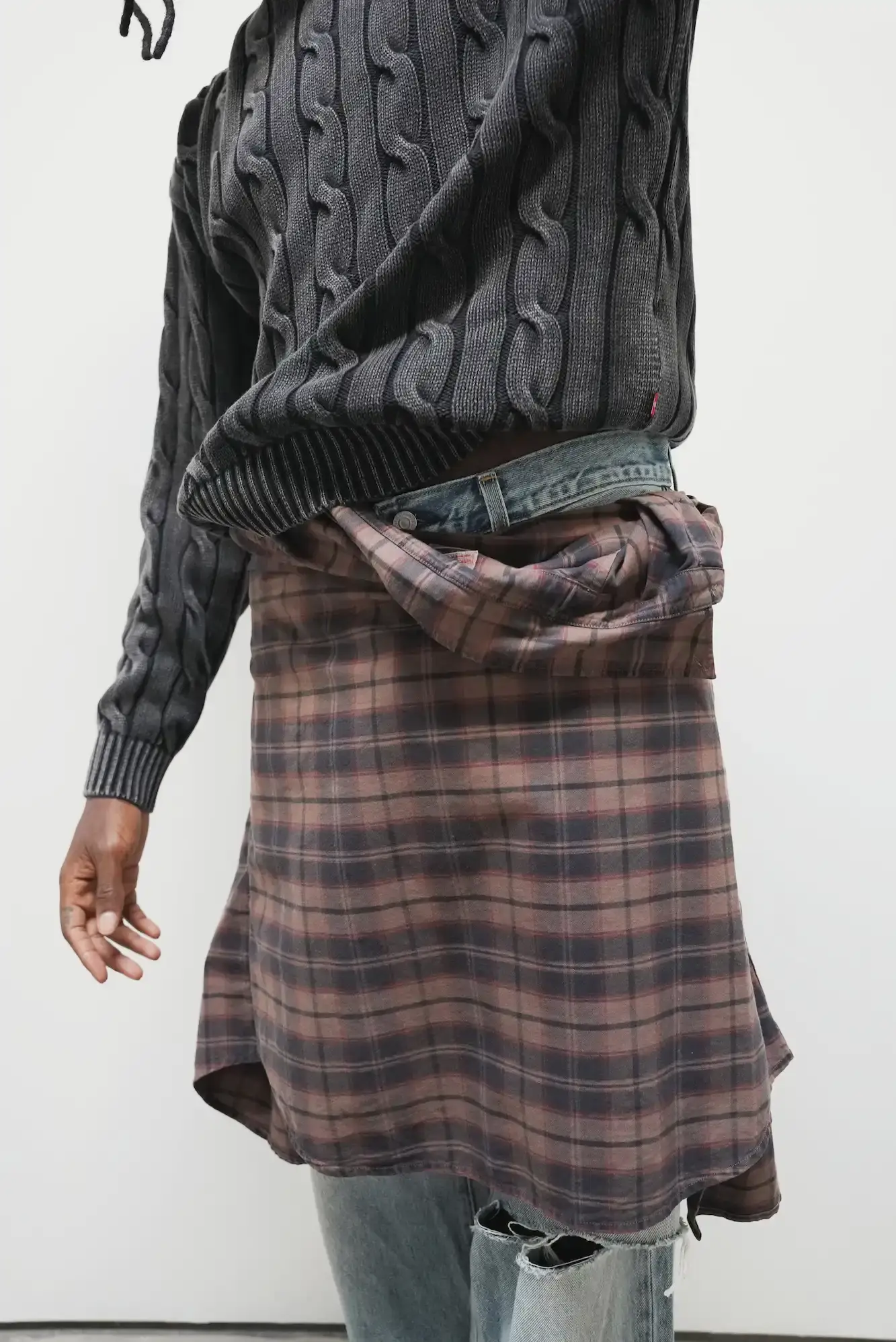 DEV HYNES STYLES LEVI'S SS26 COLLECTION Dev Hynes aka Blood Orange collaborates with Levi's on their Spring/Summer 2026 collection, styling and directing a campaign that explores the tension between polished and raw fashion aesthetics. (image 2 of 4)