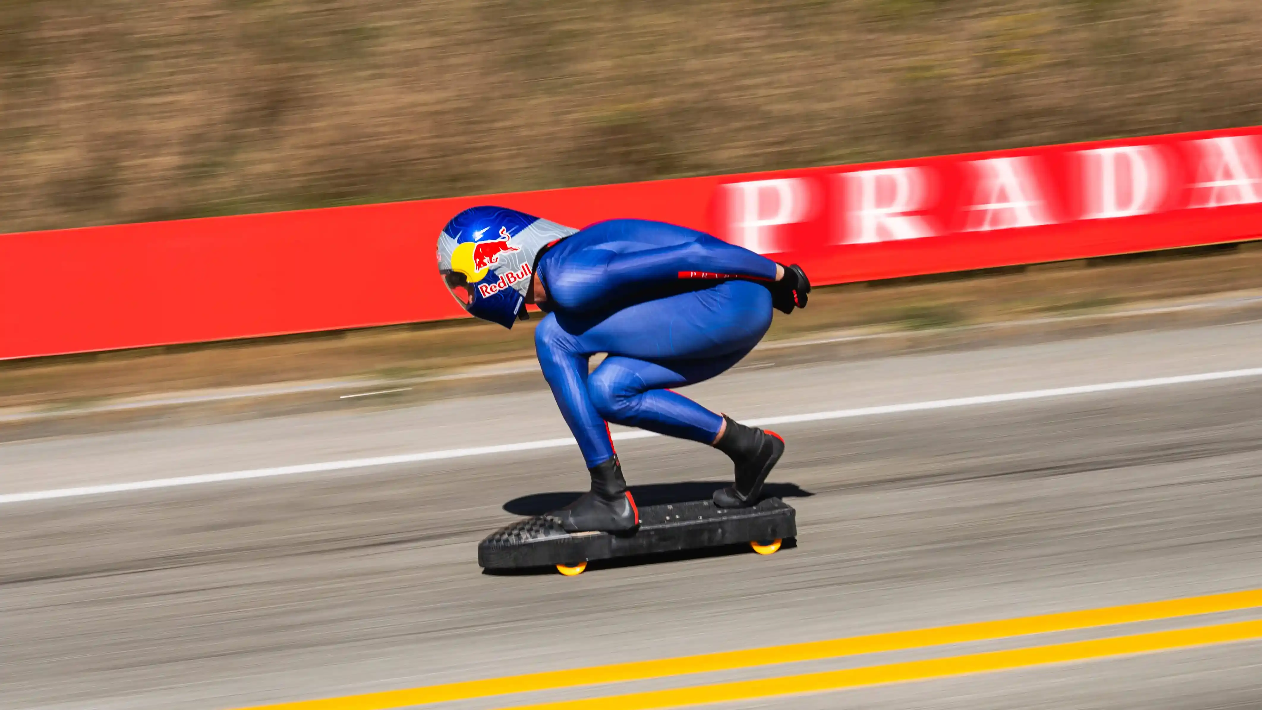 PRADA LINEA ROSSA AND RED BULL BACK PONCELET’S SPEED RECORD PRADA LINEA ROSSA AND RED BULL BACK PONCELET’S SPEED RECORD