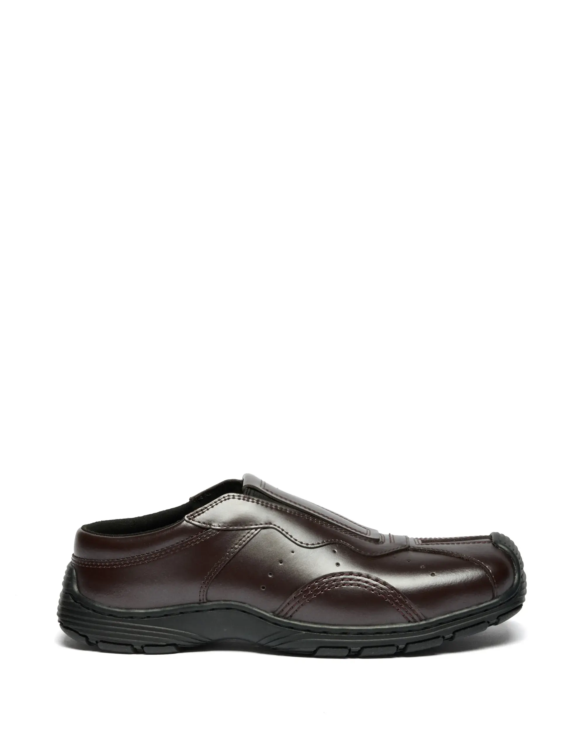DR. MARTENS REINTERPRETS Y2K FOOTWEAR FOR SS26 image detailing the features, history, and release information of the new Dr. Martens Aurix footwear collection for spring and summer 2026.