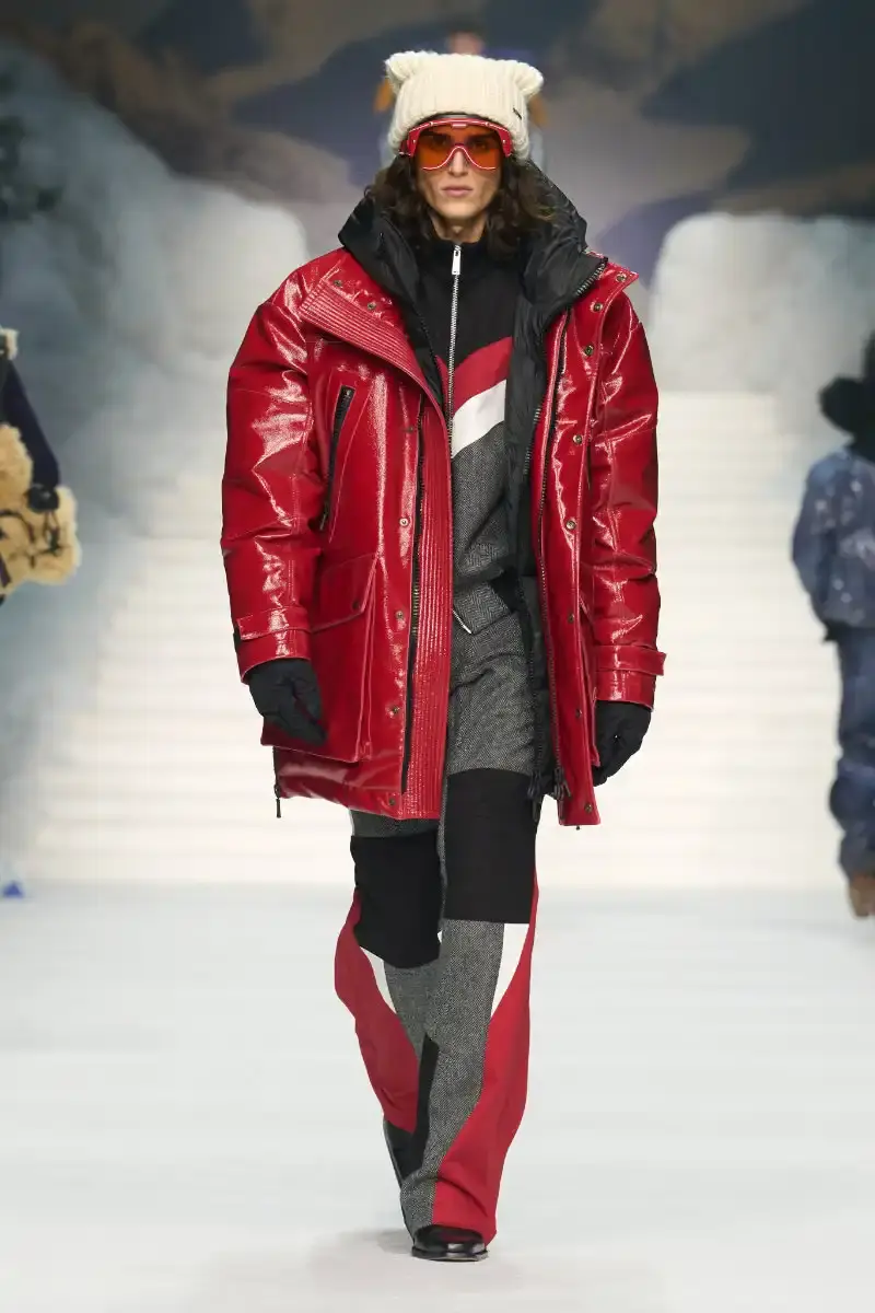 DSQUARED2 FALL/WINTER 2026 MENSWEAR DSQUARED2 Fall/Winter 2026 menswear collection at Milan Fashion Week features ski slope aesthetics, oversized puffers, technical sportswear, and Canadian-inspired designs with emphasis on layering and attitude. (image 3 of 14)