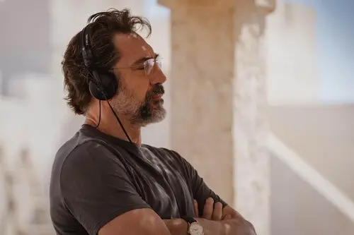 about two films in which filmmaker fathers try to reconnect with their daughters by offering them roles, and about why these characters hold the audience’s attention.