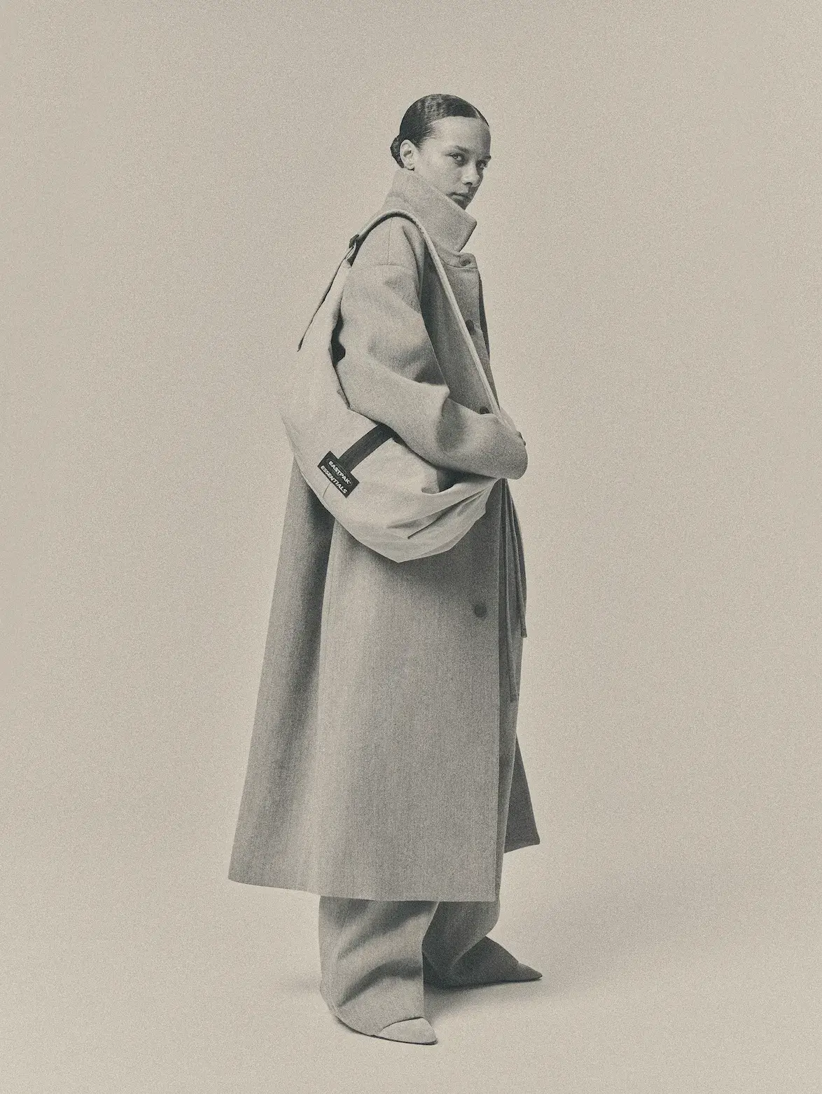 FEAR OF GOD ESSENTIALS AND EASTPAK BAG RELEASE image detailing design specifications, color choices, and global stockists for the Fear of God Essentials and Eastpak collection. (image 3 of 8)