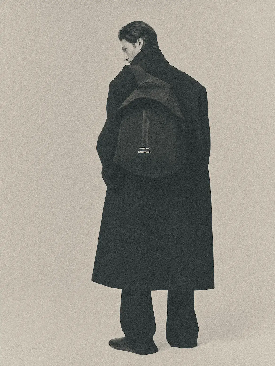 FEAR OF GOD ESSENTIALS AND EASTPAK BAG RELEASE image detailing design specifications, color choices, and global stockists for the Fear of God Essentials and Eastpak collection.