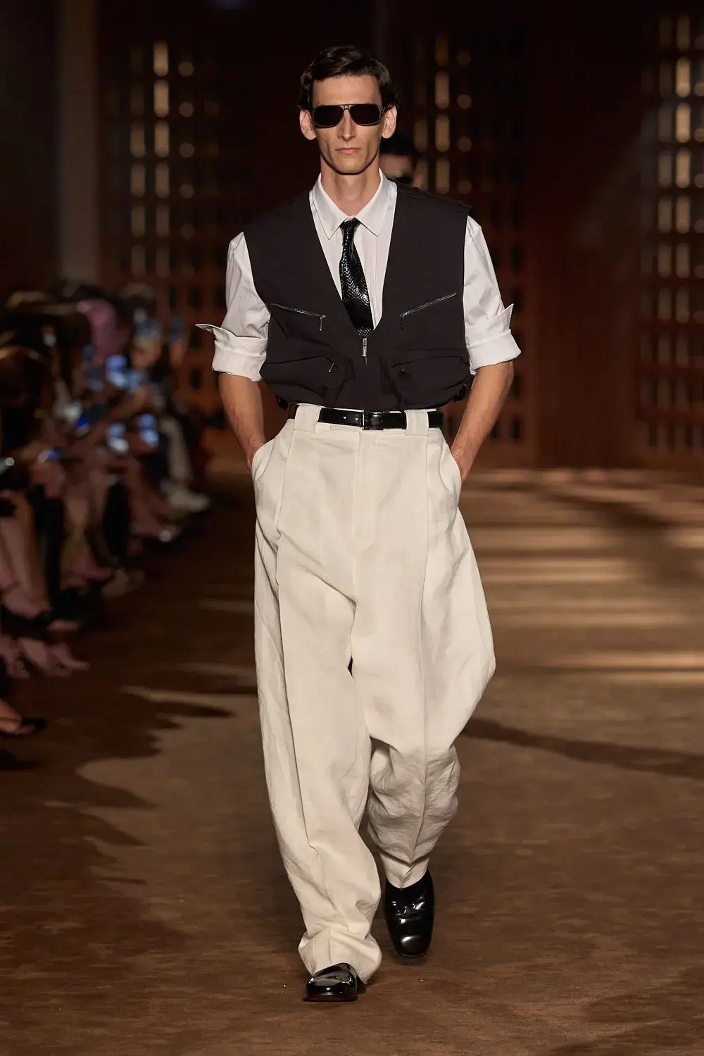 FERRAGAMO SPRING SUMMER 2027 COLLECTION image of the Ferragamo Spring Summer 2027 collection detailing the 1940s inspired clothing and footwear. (image 19 of 61)