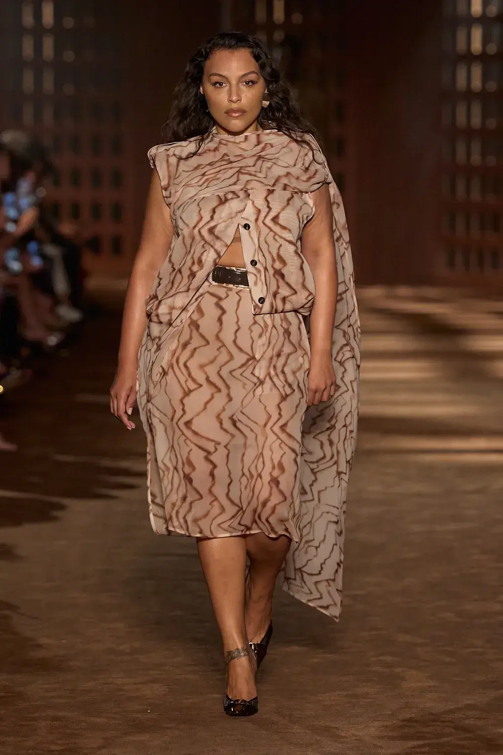 FERRAGAMO SPRING SUMMER 2027 COLLECTION image of the Ferragamo Spring Summer 2027 collection detailing the 1940s inspired clothing and footwear. (image 51 of 61)