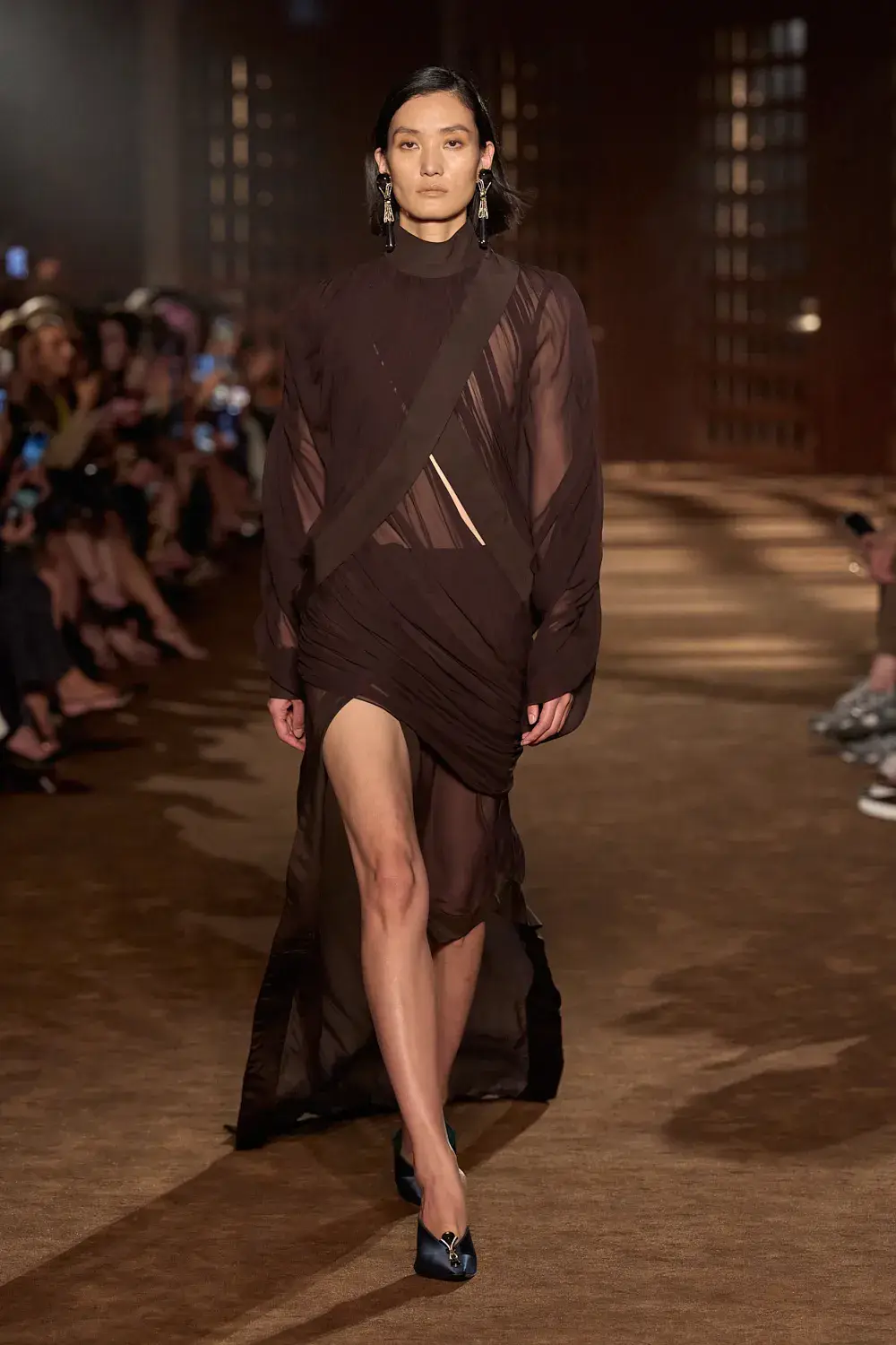 FERRAGAMO SPRING SUMMER 2027 COLLECTION image of the Ferragamo Spring Summer 2027 collection detailing the 1940s inspired clothing and footwear. (image 59 of 61)