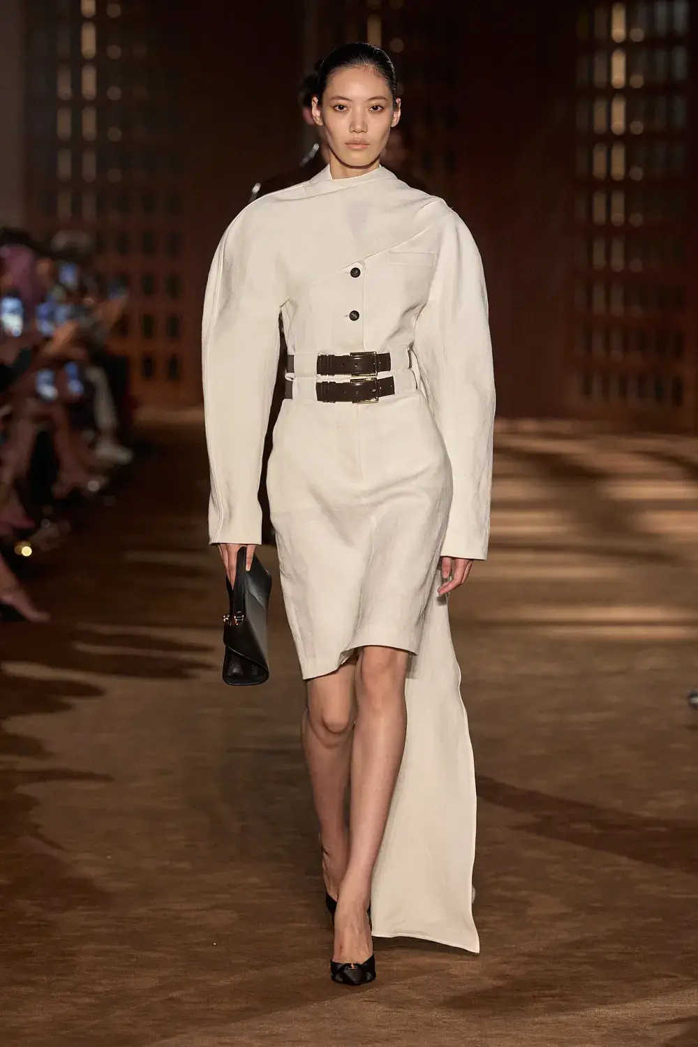 FERRAGAMO SPRING SUMMER 2027 COLLECTION image of the Ferragamo Spring Summer 2027 collection detailing the 1940s inspired clothing and footwear. (image 45 of 61)