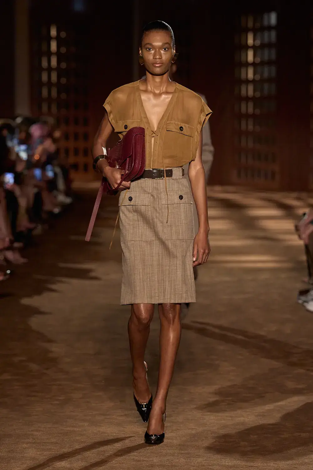FERRAGAMO SPRING SUMMER 2027 COLLECTION image of the Ferragamo Spring Summer 2027 collection detailing the 1940s inspired clothing and footwear. (image 11 of 61)