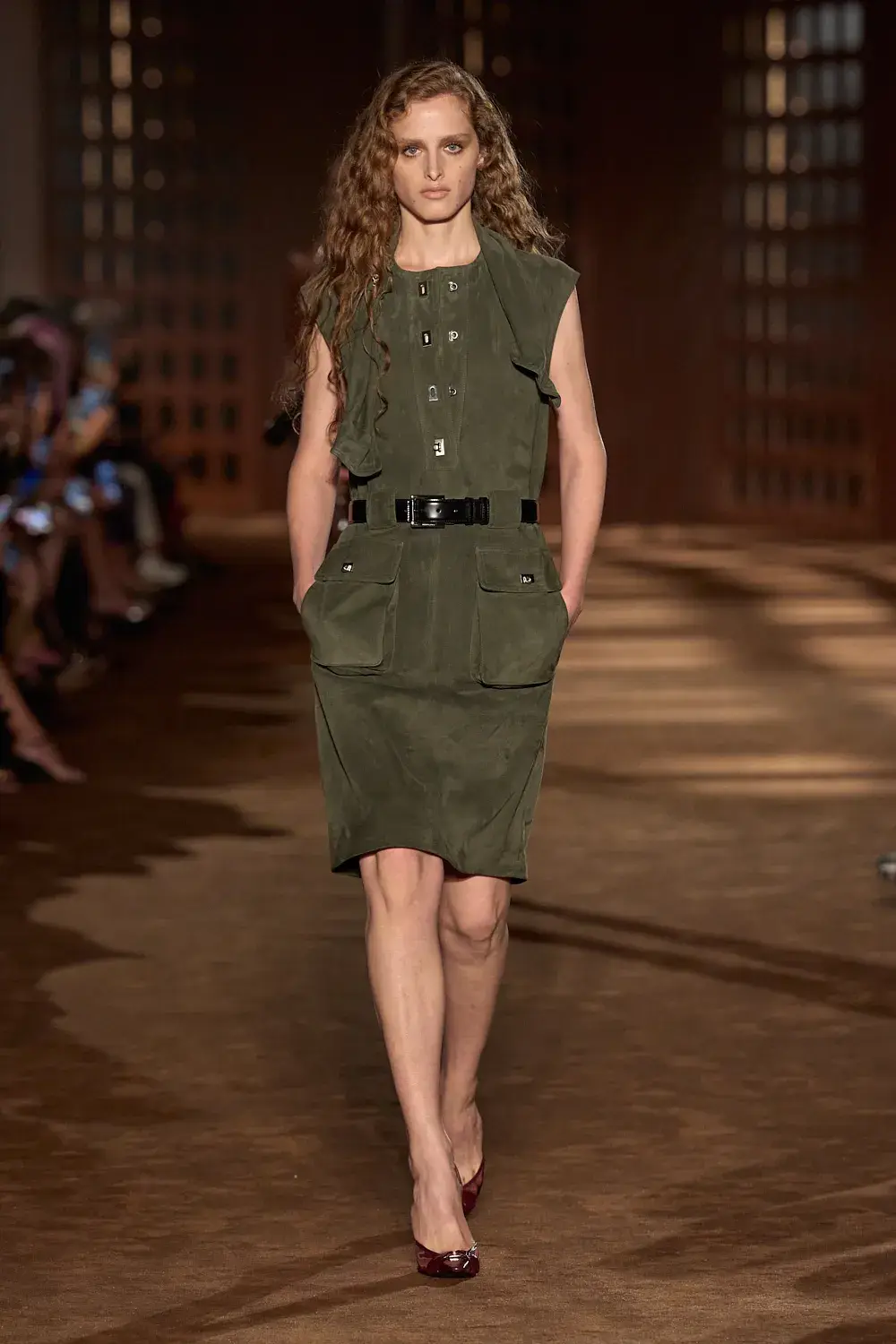 FERRAGAMO SPRING SUMMER 2027 COLLECTION image of the Ferragamo Spring Summer 2027 collection detailing the 1940s inspired clothing and footwear. (image 33 of 61)