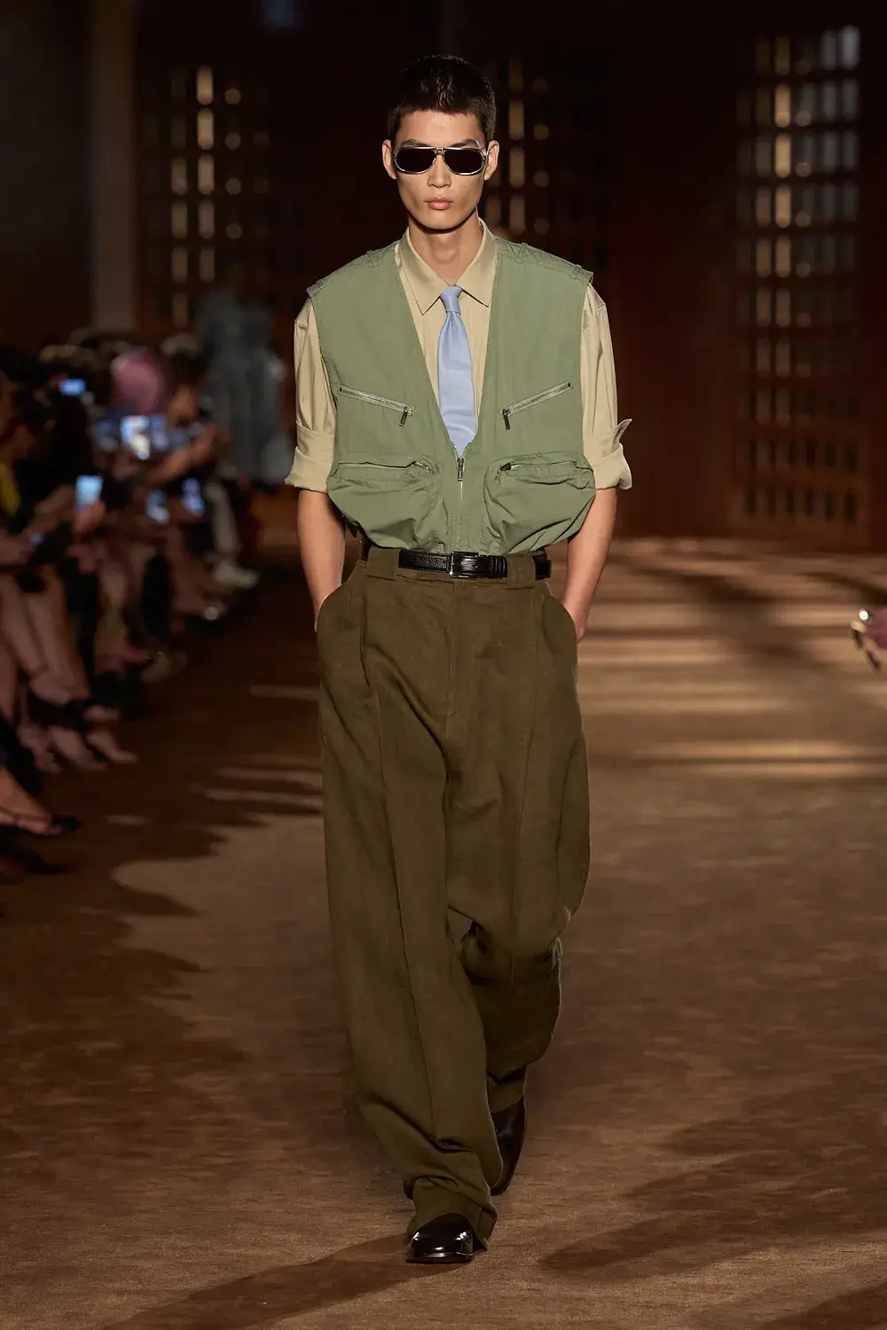 FERRAGAMO SPRING SUMMER 2027 COLLECTION image of the Ferragamo Spring Summer 2027 collection detailing the 1940s inspired clothing and footwear. (image 20 of 61)