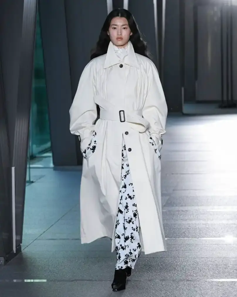 FETICO FW26 REINTERPRETS 1930S SILHOUETTES image of the FETICO Fall/Winter 2026 fashion collection focusing on materials, design references, and specific garment details. (image 3 of 14)