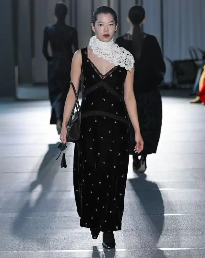 FETICO FW26 REINTERPRETS 1930S SILHOUETTES image of the FETICO Fall/Winter 2026 fashion collection focusing on materials, design references, and specific garment details. (image 7 of 14)