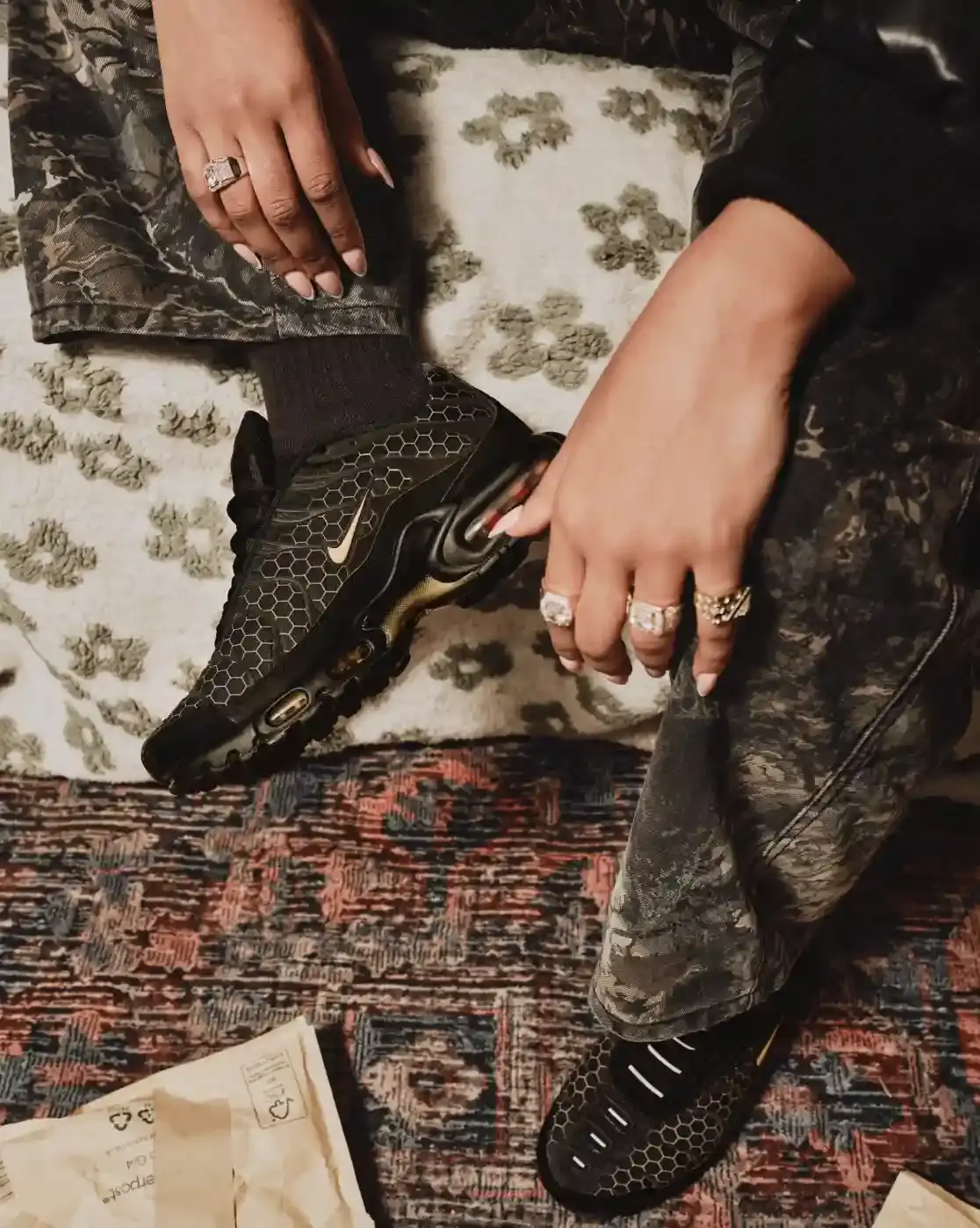 FOOT LOCKER DROPS NIKE TN FOR MANCHESTER Foot Locker announces Nike Air Max TN Manchester sneaker featuring bee-inspired design elements and honeycomb pattern, available exclusively at Foot Locker stores from February 5, 2026. (image 6 of 12)