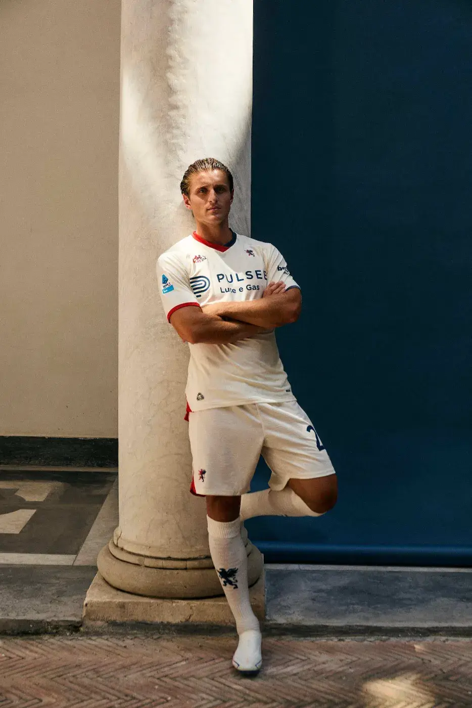 GENOA CFC RELEASES HISTORICAL 2026/27 AWAY KIT An image and video campaign shot in Genoa's Musei di Strada Nuova shows the new sepia-toned Genoa CFC away kit designed by Kappa.