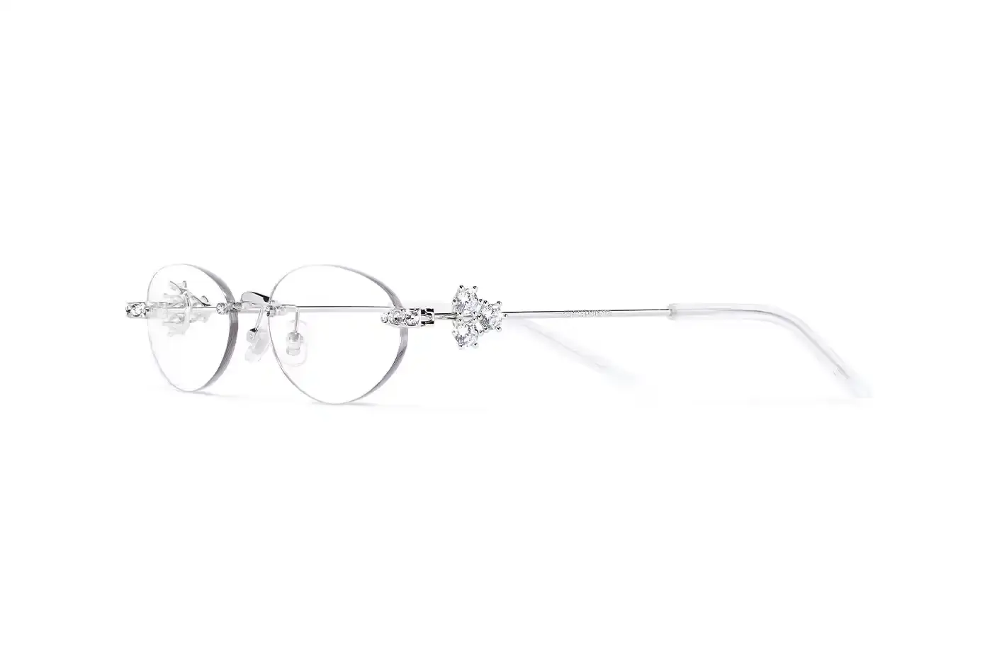 Gentle Monster Gentle Monster's 2025 Jewelry Collection article showcasing new sunglasses and optical frames with crystal embellishments, campaign details featuring Sena Nakajima, and release information. (image 10 of 12)