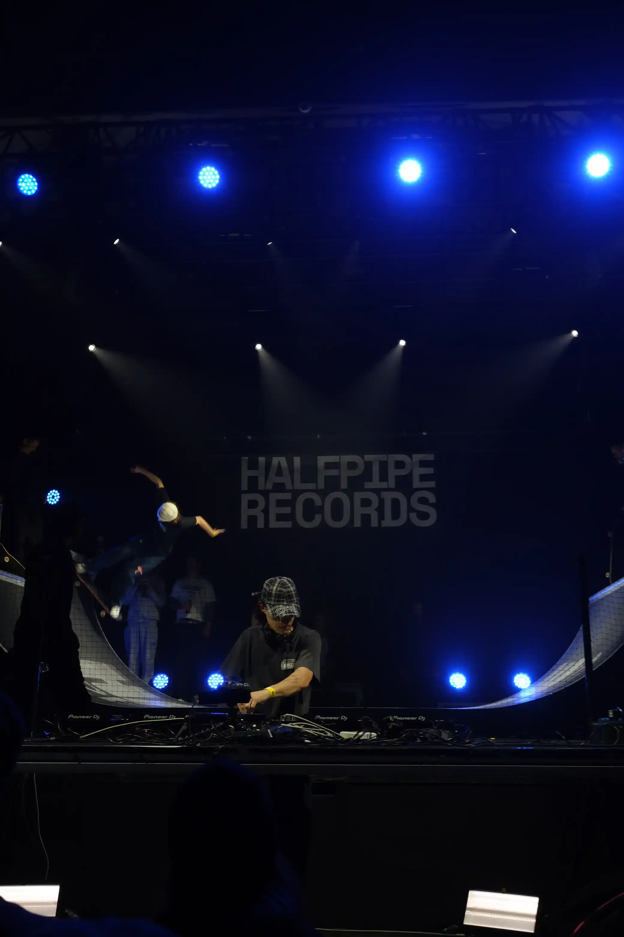 HALFPIPE RECORDS BRINGS SKATE RAMP TO ÉLYSÉE MONTMARTRE an image detailing a music and skateboarding event hosted by Halfpipe Records at Élysée Montmartre in Paris on March 14, 2026. (image 4 of 6)