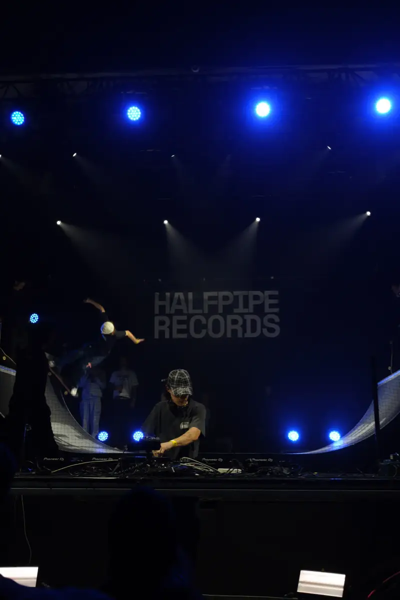 HALFPIPE RECORDS BRINGS SKATE RAMP TO ÉLYSÉE MONTMARTRE an image detailing a music and skateboarding event hosted by Halfpipe Records at Élysée Montmartre in Paris on March 14, 2026. (image 4 of 6)