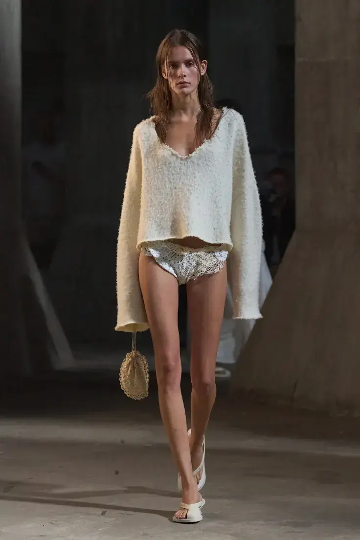 HAVAIANAS LAUNCHES KITTEN HEEL IN COPENHAGEN image covering the debut of the Havaianas Kitten Heel flip flop at Copenhagen Fashion Week SS27. (image 4 of 6)