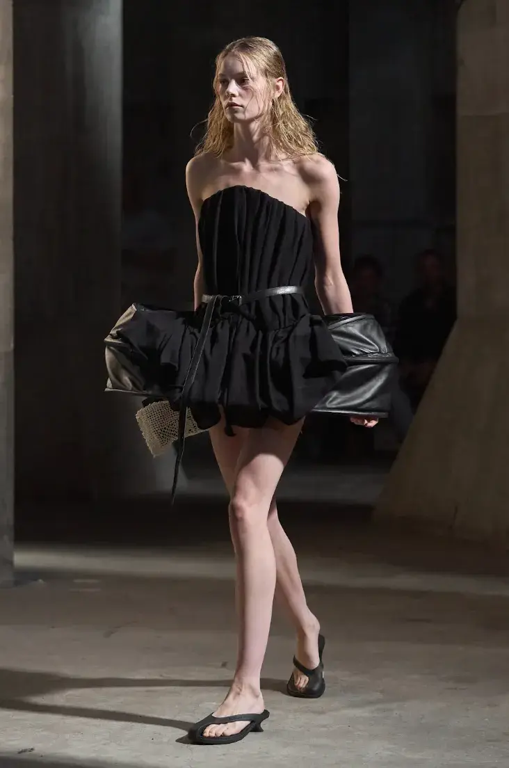 HAVAIANAS LAUNCHES KITTEN HEEL IN COPENHAGEN image covering the debut of the Havaianas Kitten Heel flip flop at Copenhagen Fashion Week SS27. (image 6 of 6)