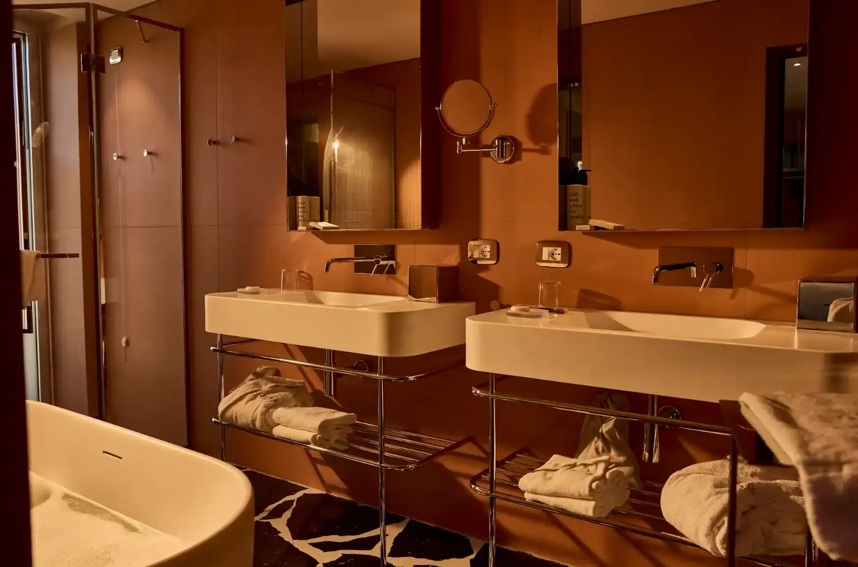 HOTEL CALIMALA MILANO PROPERTY OVERVIEW an image descriptive outlining the design features and services of Hotel Calimala Milano. (image 3 of 8)