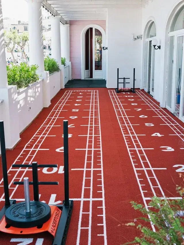 IL CAPRI HOTEL 2026 UPDATE BY GRAZIELLA BUONTEMPO An informative image detailing new facilities and services at Il Capri Hotel in Italy including wellness programs and rooftop dining. (image 8 of 9)