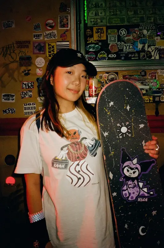Skatebording girl New York Sarina