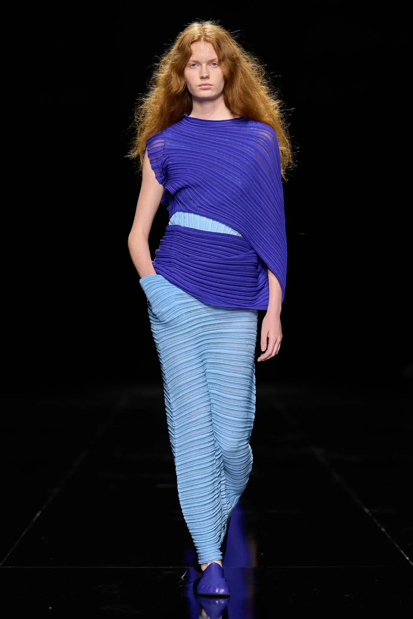 ISSEY MIYAKE SPRING SUMMER 2027 image detailing the Issey Miyake Spring Summer 2027 fashion show in Paris. (image 8 of 24)