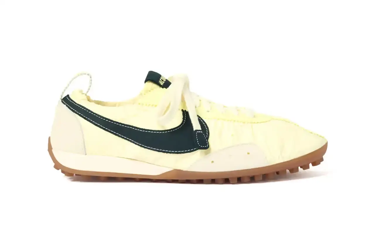 JACQUEMUS NIKE MOON SHOE RETURNS SEPTEMBER 2025 French fashion brand Jacquemus partners with Nike to relaunch the classic Moon Shoe sneaker from 1972 in three new colorways. (image 7 of 13)